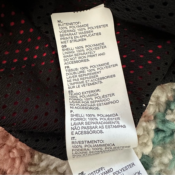 G star black and red light weight jacket - Picture 9 of 13